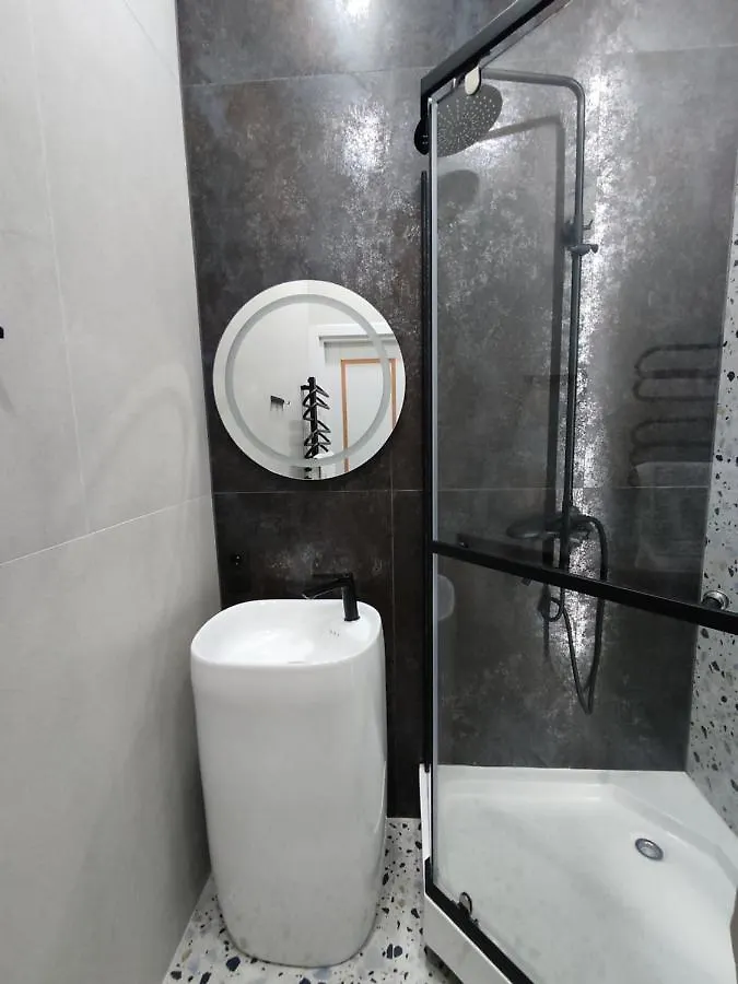 Brativ Rohatynciv 32 Lviv Apartment